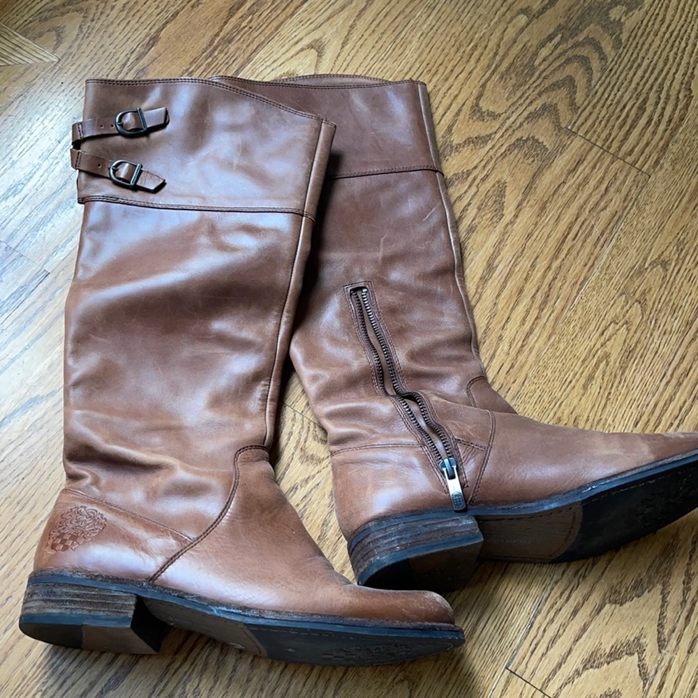 Women’s size 7 Vince camuto riding boots